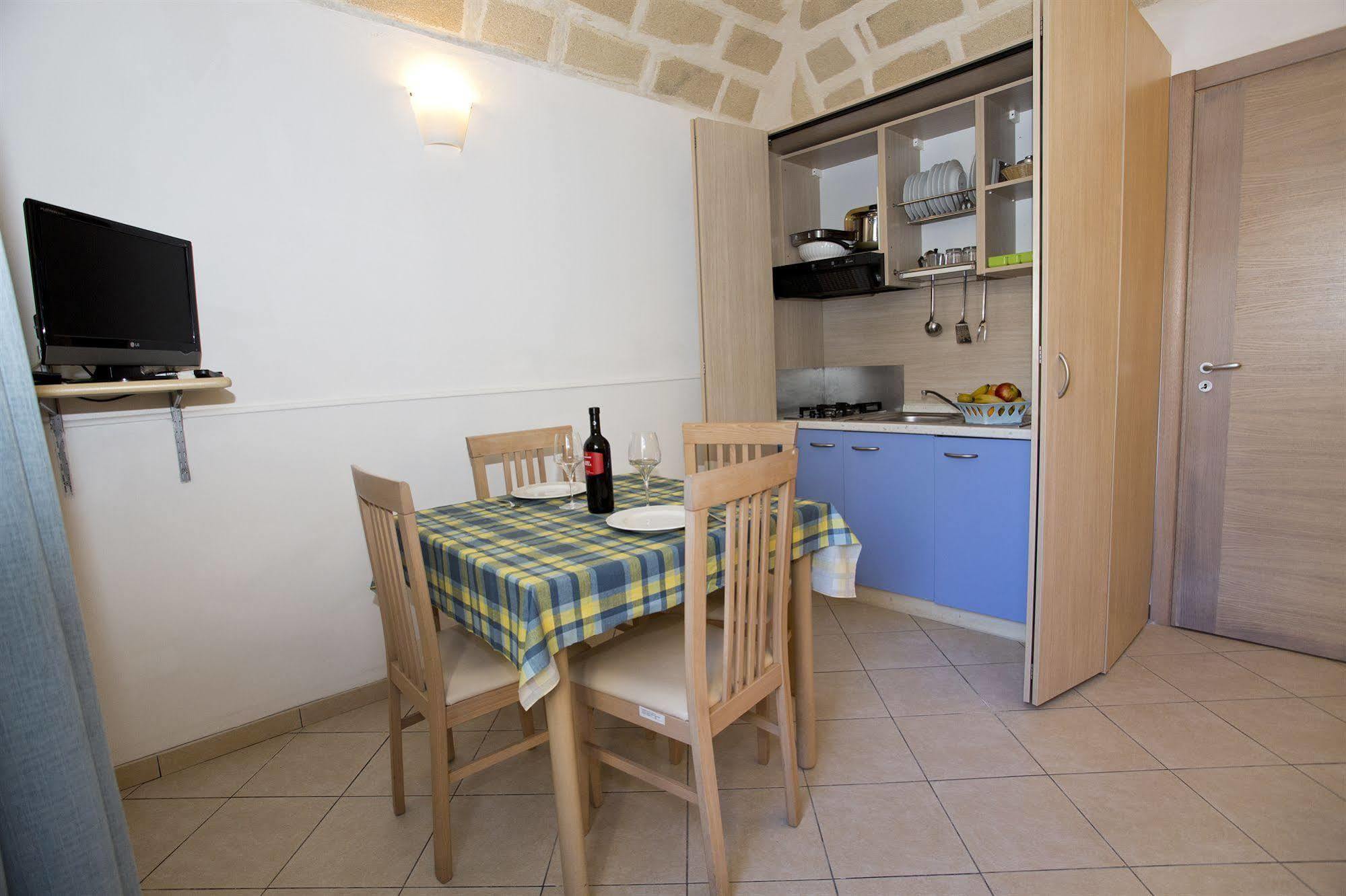 Terra Del Sole Villa Фавиняна Екстериор снимка