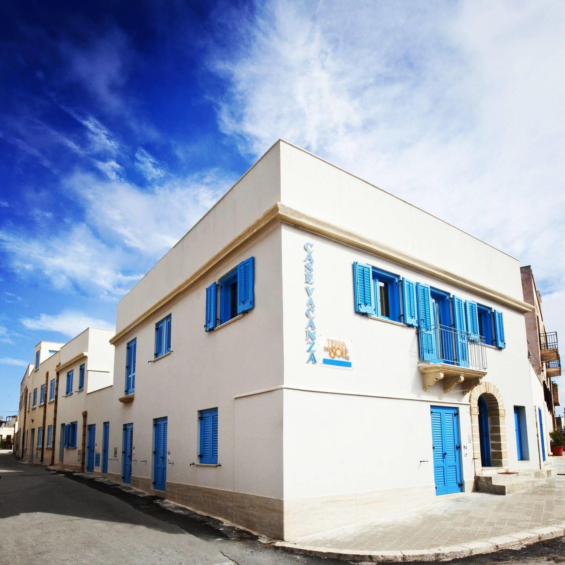 Terra Del Sole Villa Фавиняна Екстериор снимка